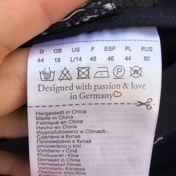 Like new! - OLSEN Europe Nautical Anchor Print Skirt - Picture 5 of 6